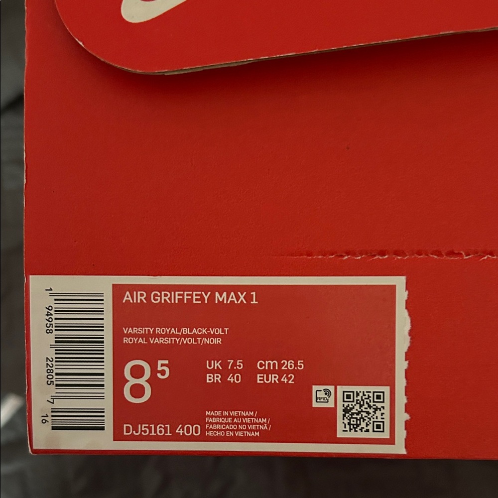 Nike Air Griffey Max 1 Varsity Royal and Black Sneakers - Picture 2 of 7